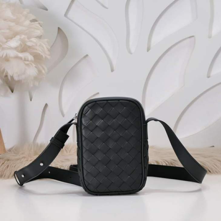 Picture of Bottega Veneta Mens Bags _SKUfw233560923fw